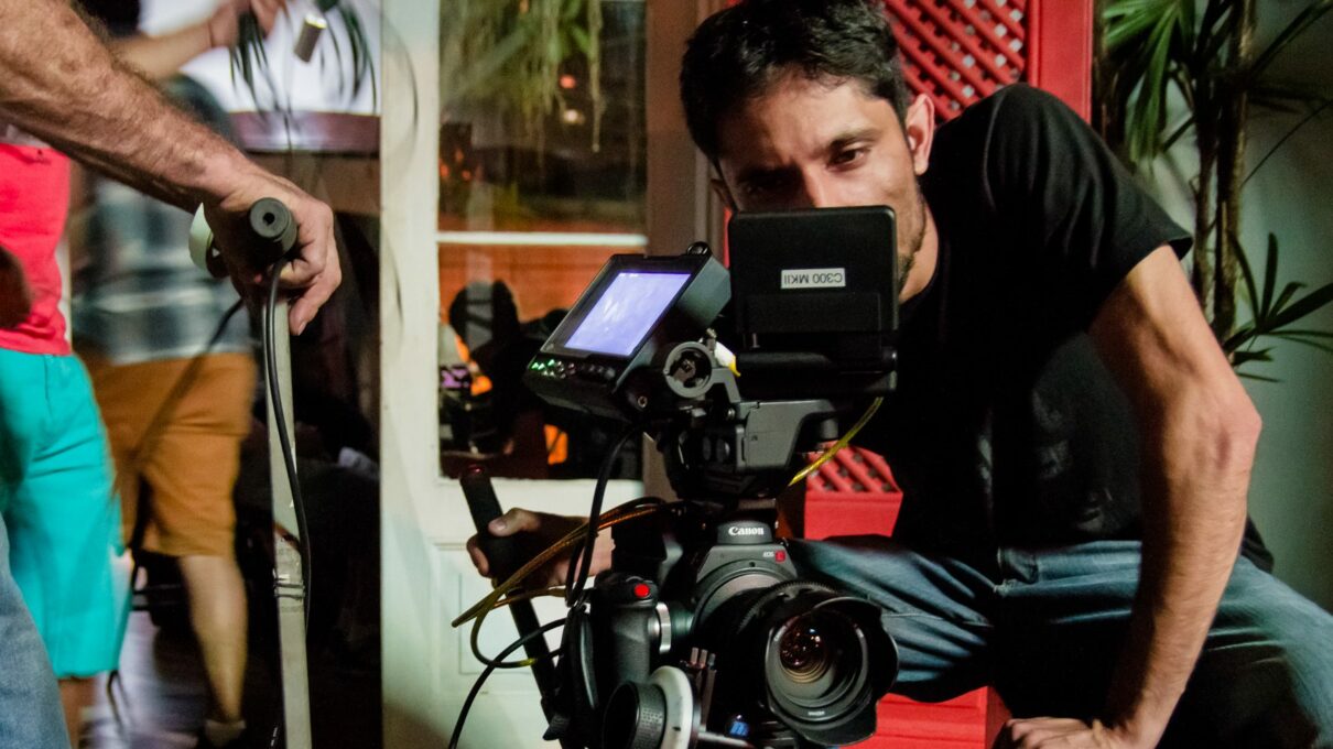 Salário Diretor de Cinema