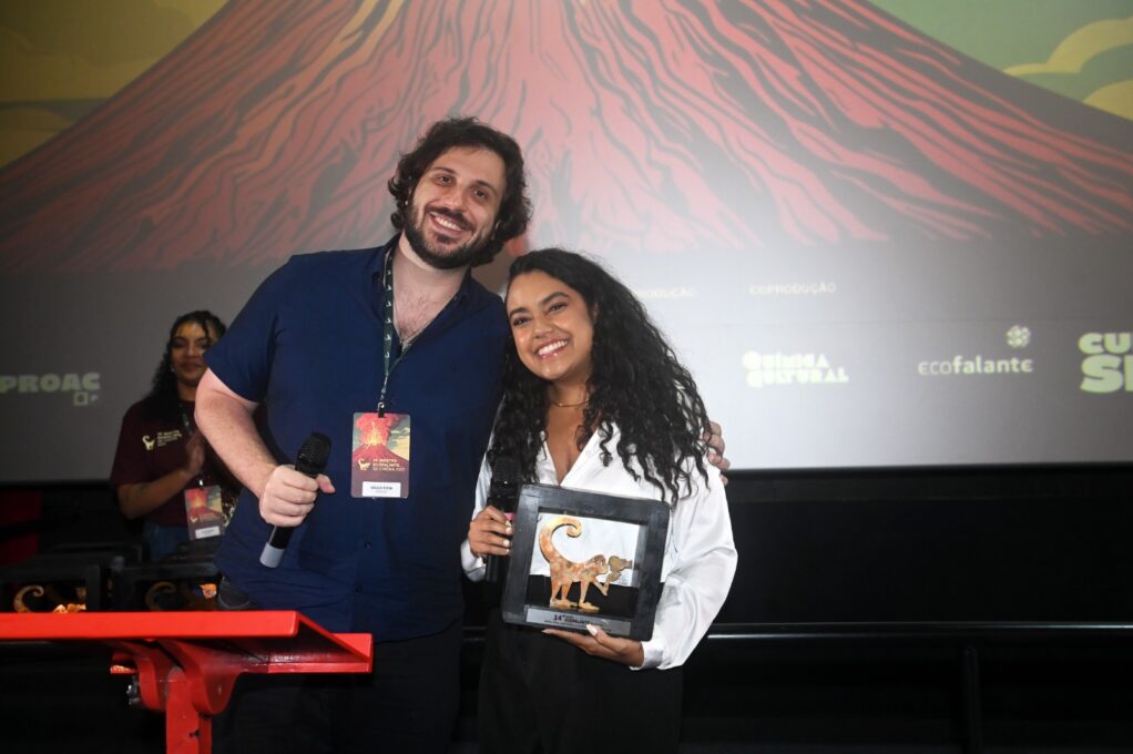 Na Ponta do Laço Carolina Huertas